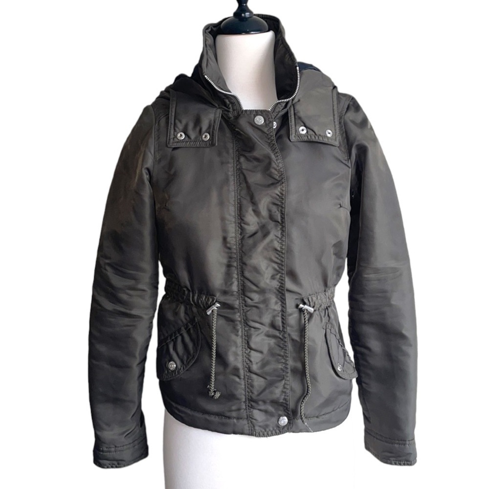 DIVIDED by H&M women’s olive drawstring waist jacket in size 4